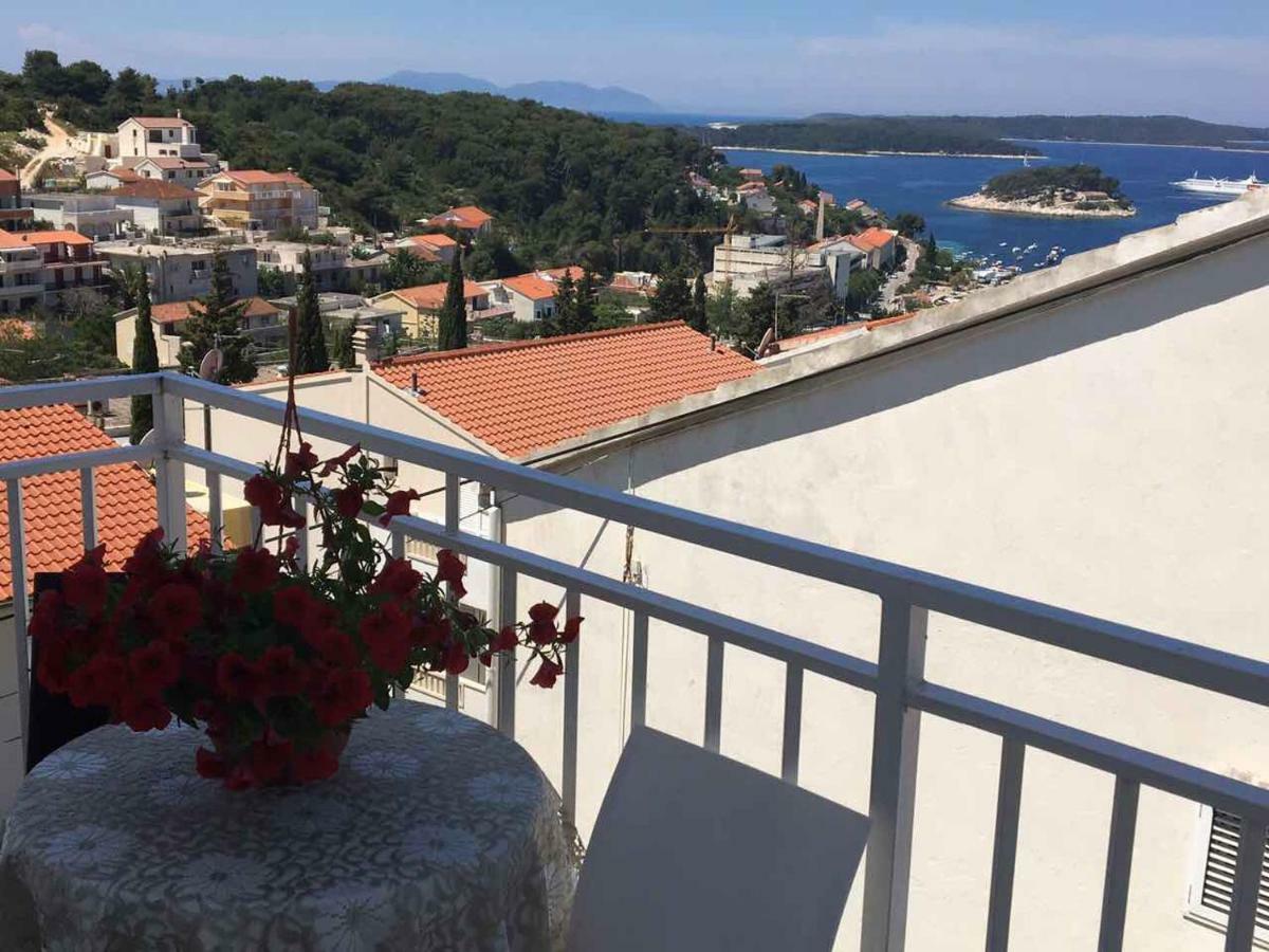 B&B Buzolic Hvar Town Exterior photo